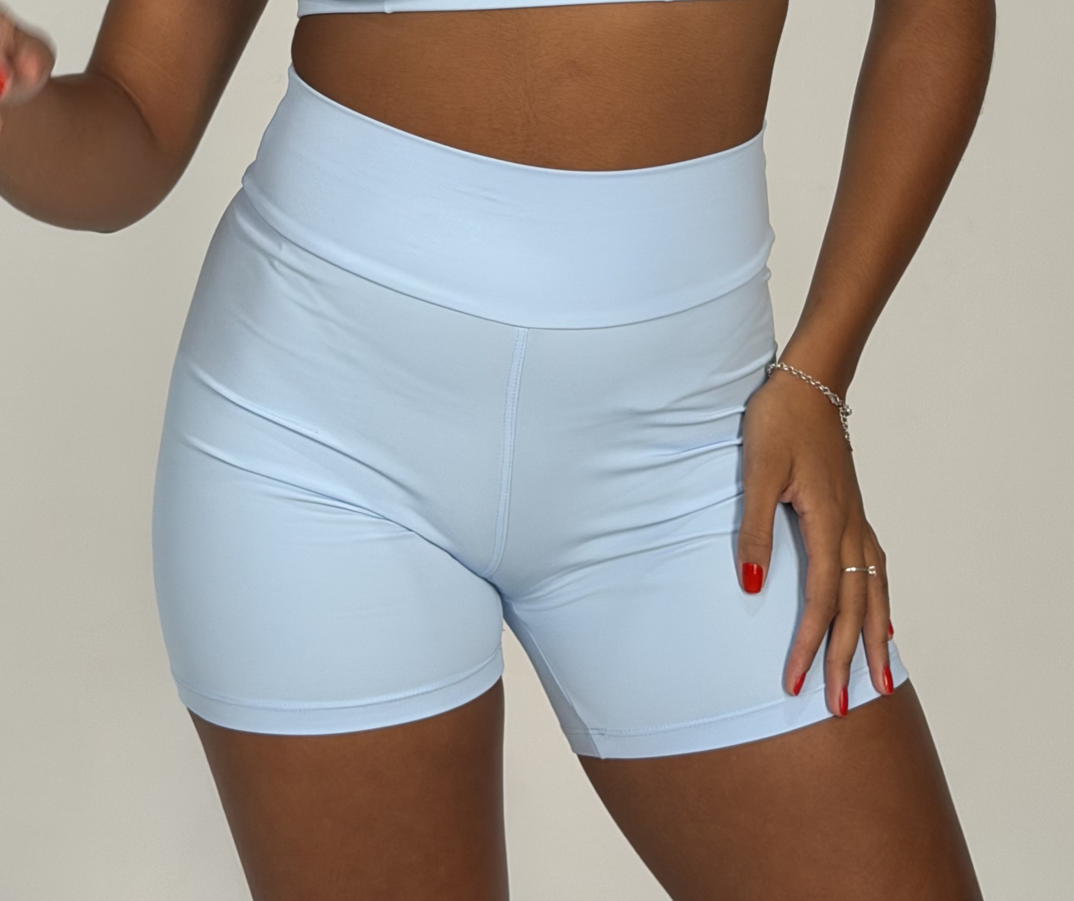 Short One Azul Claro